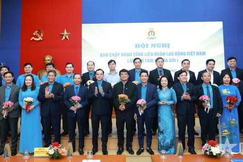 Bầu bổ sung 20 đồng chí vào Ban Chấp hành Tổng Liên đoàn Lao động Việt Nam khóa XIII