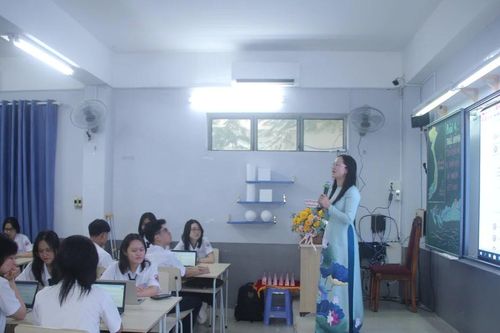 TPHCM hướng dẫn thực hiện chế độ tiền lương cho toàn ngành giáo dục