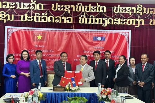 Sở Tư pháp tỉnh Sơn La thăm và làm việc tại tỉnh Luông Pha Bang