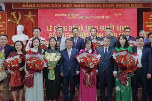 Học viện Y–Dược học Cổ truyền Việt Nam: Bổ nhiệm 10 Phó Giáo sư, ghi nhận nỗ lực đội ngũ giảng dạy – nghiên cứu