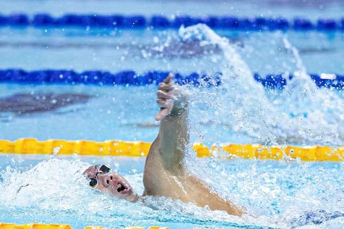 SEA Games 33: Chiêm ngưỡng kình ngư Nguyễn Huy Hoàng rẽ nước, thống trị đường đua xanh