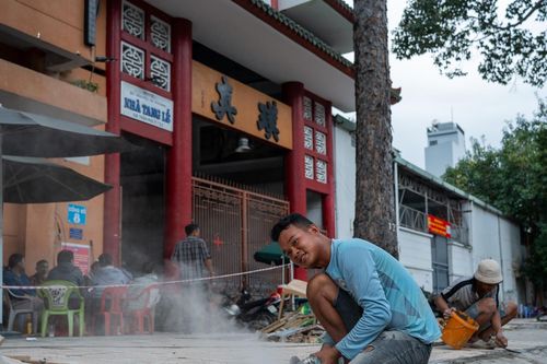 Hơn 400 tỷ đồng 'thay áo' vỉa hè nhiều tuyến phố trung tâm TPHCM