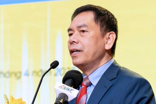 Trường đại học có tới 10 phó hiệu trưởng