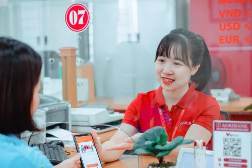 Gần 600.000 tài khoản bị phát hiện bất thường, cả triệu khách hàng nhận cảnh báo