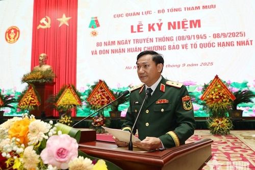 Trung tướng Lê Văn Hướng giữ chức Phó Tổng tham mưu trưởng Quân đội Nhân dân Việt Nam