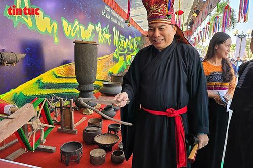 Nghệ nhân Bùi Văn Minh và hành trình gìn giữ di sản Mo Mường