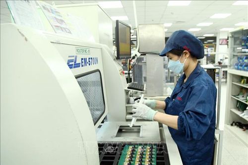 Thu hút FDI: Ngành công nghiệp chế biến, chế tạo chiếm ưu thế