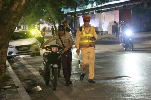 Phát hiện một cá nhân đứng tên 7.000 xe, có người sở hữu trên 100 ô tô