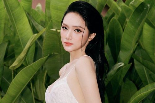 Chiếc xe 3,7 tỷ của Hương Giang