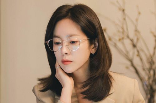 Han Ji Min 'gây sốt' với visual đời thường, tuổi 43 mà xinh như gái đôi mươi