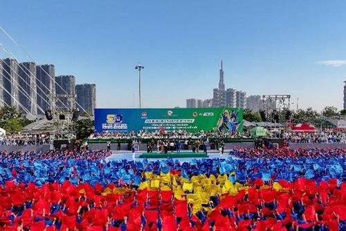Nhìn lại hành trình tạo nên kỷ lục Việt Nam và thế giới, hướng đến chương mới của thế hệ trẻ Việt Nam năng động