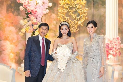 Chân dung bóng hồng đằng sau tỷ phú Johnathan Hạnh Nguyễn, ngọc nữ màn bạc nay thành doanh nhân quyền lực