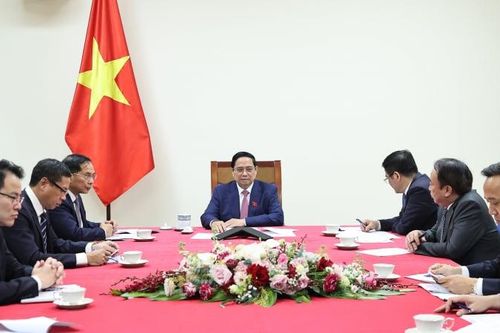 Tập đoàn Nga cam kết hợp tác xây dựng nhà máy điện hạt nhân Ninh Thuận 1