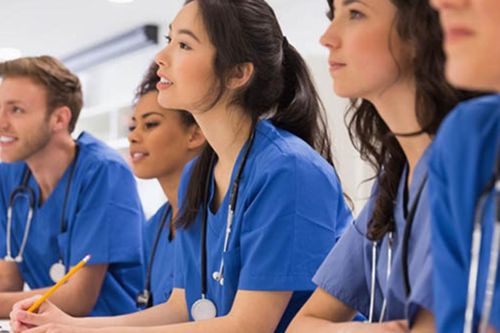 Thực hiện nghiêm việc đào tạo thực hành khối ngành sức khỏe với sinh viên nước ngoài