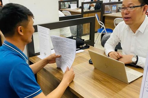 Bất ổn kinh tế ảnh hưởng đến tuyển dụng nhân sự tại hàng loạt quốc gia