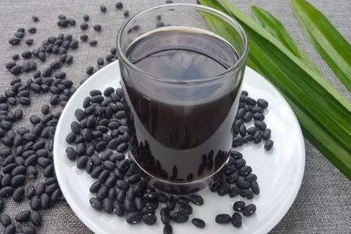 Nước đậu đen lá dứa có tác dụng gì?