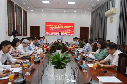 Đoàn công tác của Văn phòng Chính phủ làm việc tại Khánh Hòa