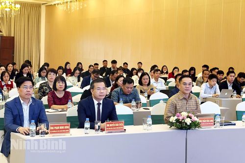 Bộ Nội vụ tổ chức tập huấn tăng cường năng lực đội ngũ cán bộ, công chức thực hiện công tác cải cách hành chính năm 2025.