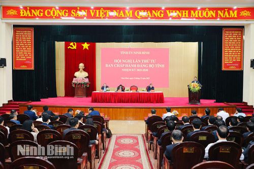 Hội nghị Ban Chấp hành Đảng bộ tỉnh lần thứ tư