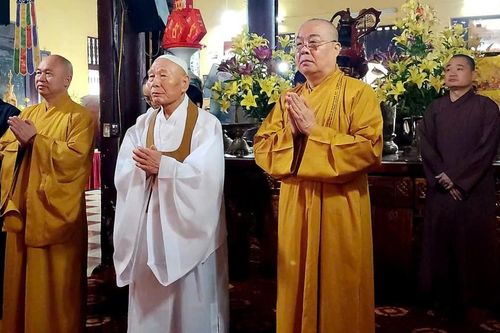 Hà Nội: Đoàn Phật giáo Viên - Hàn Quốc thăm lãnh đạo GHPGVN tại chùa Quán Sứ