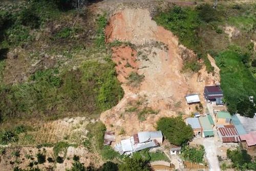 Lâm Đồng: Di dời hàng chục hộ dân khỏi khu vực đồi thông 35ha nguy cơ sạt lở