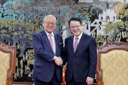 Bộ Tài chính sẽ ủng hộ tối đa việc xây dựng cơ chế tài chính đặc thù cho Trường Đại học Việt Nhật