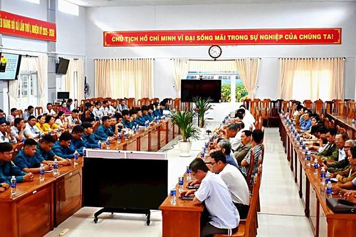 Ban Chỉ huy Phòng thủ khu vực 2 - Thới Bình đẩy mạnh tuyên truyền pháp luật tại cơ sở