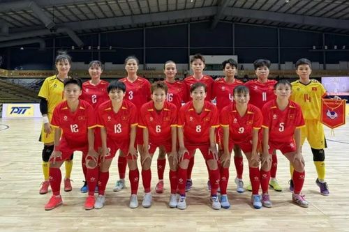 Đội tuyển futsal nữ Việt Nam ra quân thuận lợi
