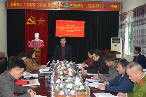 Phó Chủ tịch HĐND tỉnh Hà Nhật Lệ dự Hội nghị kiểm điểm Ban Thường vụ Đảng ủy xã Minh Tâm
