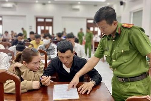Công an TPHCM: Hỗ trợ hơn 1.000 người được đặc xá tái hòa nhập cộng đồng