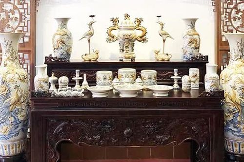 Sự khác nhau của bàn thờ gia tiên miền Nam và bàn thờ gia tiên miền Bắc