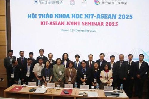 Trường Đại học Y Hà Nội thúc đẩy hợp tác nghiên cứu y sinh và chuyển đổi số