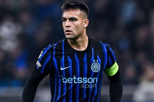 Tiền đạo 85 triệu euro 'gửi CV' đến Barca