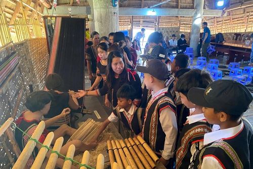Quảng Ngãi: Gìn giữ hồn văn hóa Xơ Đăng qua không gian sinh hoạt truyền thống
