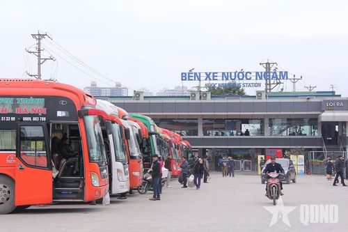 Vẫn còn nhiều 'nút thắt' trong thu phí không dừng tại bến xe