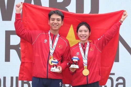 'Hotgirl' bắn súng giật HCV nghẹt thở trước Thái Lan