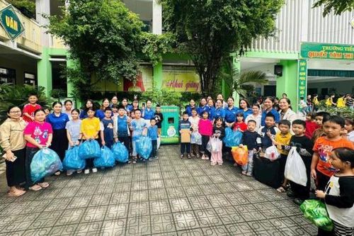 Lan tỏa thói quen sống xanh, tinh thần sẻ chia trong học sinh Đà Nẵng qua mô hình 'Chuyến xe Kế hoạch nhỏ'