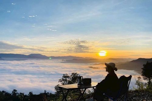 Đồn Đèn điểm chạm mây mới của Thái Nguyên khiến du khách mê mẩn