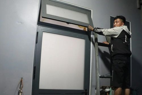 Đột nhập gia đình nhà vợ trộm 200 triệu đồng
