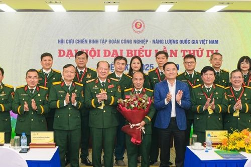 Xây dựng Hội CCB Petrovietnam vững mạnh toàn diện, đồng hành thực hiện thành công chiến lược phát triển Tập đoàn