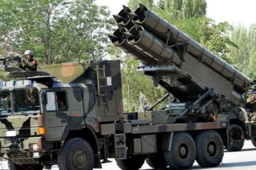 Pháo phản lực phóng loạt T-300 Kasirga tầm bắn 120km, tốc độ Mach 4.2
