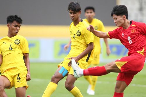 U22 Malaysia lách qua cửa hẹp, tuyên bố lấy HCV SEA Games