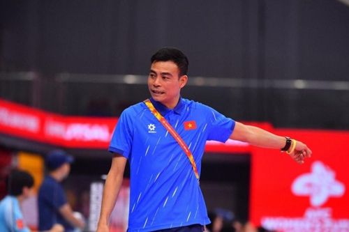 Futsal nữ Việt Nam thắng Indonesia 3-1, HLV hài lòng