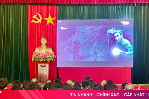 Phường Hoành Sơn sinh hoạt chính trị qua phim 'Mưa đỏ'