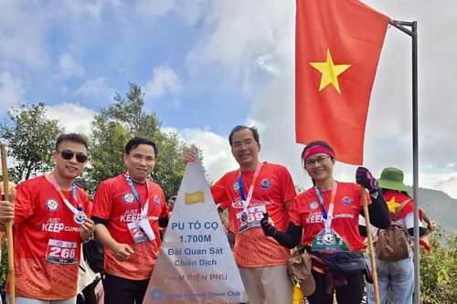 Hơn 60 đoàn vận động viên chinh phục cung đường lịch sử Pu Tó Cọ