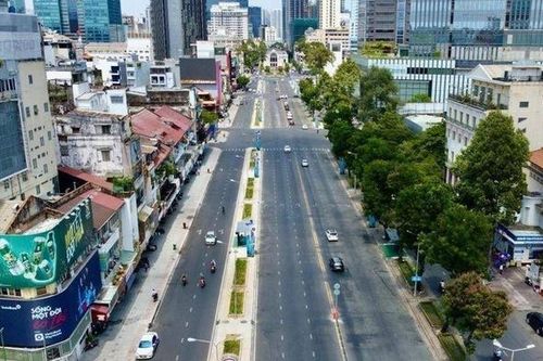 Tp.HCM siết khung giờ đào đường, cho phép làm nhanh vỉa hè để đón Tết