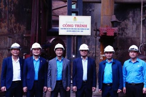 Công đoàn Công Thương Việt Nam dự lễ gắn biển công trình tại Gang thép Thái Nguyên