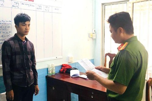 Lợi dụng sửa máy lạnh, trộm tiền của chủ nhà