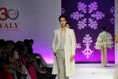 Yaly Couture giới thiệu bộ sưu tập thời trang 'The Legacy Collection'