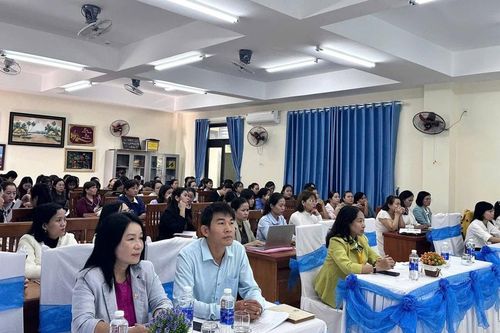 Đà Nẵng chia sẻ kinh nghiệm nâng cao chất lượng dạy học môn Tiếng Anh bậc tiểu học